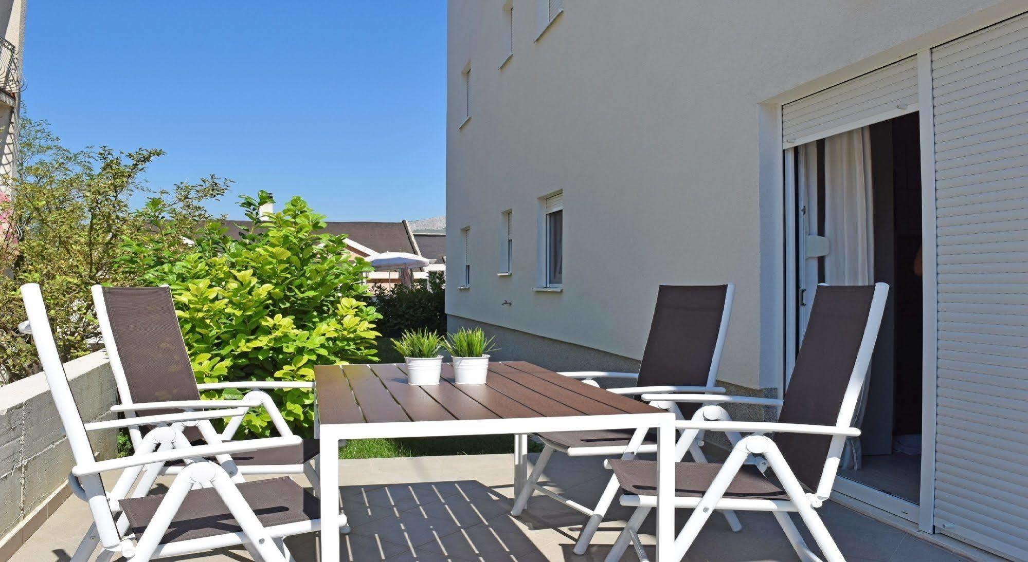 Apartments Roses Stobreč Exteriér fotografie